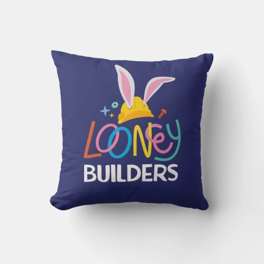BUGS BUNNY BUILDERS™| ヘルメット積み重ねロゴ クッション (正面)