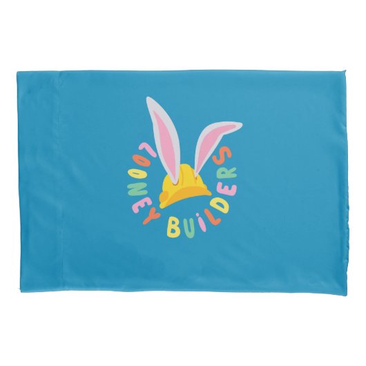 BUGS BUNNY BUILDERS™| ヘルメット 円形ロゴ 枕カバー (正面)