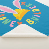 BUGS BUNNY BUILDERS™| Hard Hat Circle Logo シェルパブランケット (3/4)