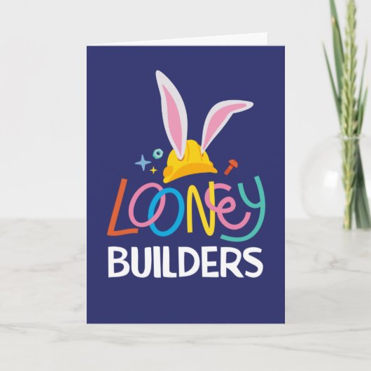 BUGS BUNNY BUILDERS™| Hard Hat Stacked Logo カード (正面)