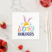 BUGS BUNNY BUILDERS™| Hard Hat Stacked Logo スタンダードカクテルナプキン (インサイチュ)