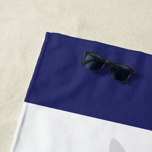 BUGS BUNNY BUILDERS™| Hard Hat Stacked Logo ビーチタオル (インサイチュ)