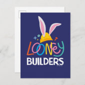 BUGS BUNNY BUILDERS™| Hard Hat Stacked Logo ポストカード (正面/裏面)