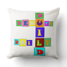 BUILD BEAUTY DAILY クッション