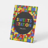 Building Blocks Colorful Birthday Dessert Sign 台座サイン (正面)