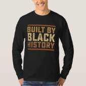 Built By Black History BHM African Pride Month Men Tシャツ (正面)