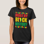 Built By Black History Month Afro Frican Pride Men Tシャツ (正面)