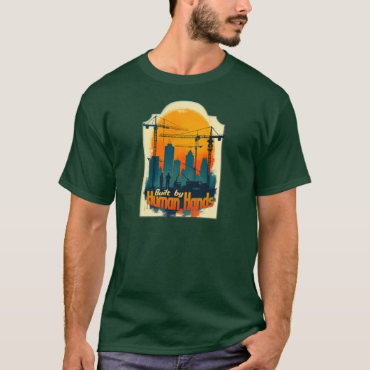 Built by Working Hands Labor Day Construction Desi Tシャツ (正面)