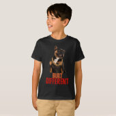 Built DifferentフレンチブルドッグTシャツ | Pibble Tシャツ (正面フル)