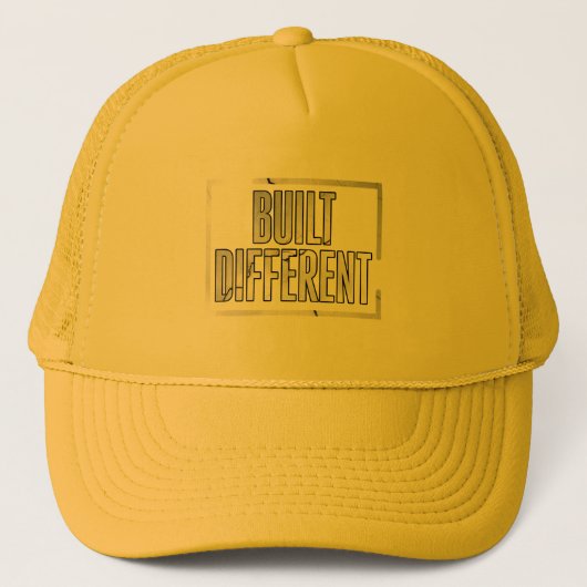 Built Different - ミニマリスト モチベーションハット キャップ (正面)