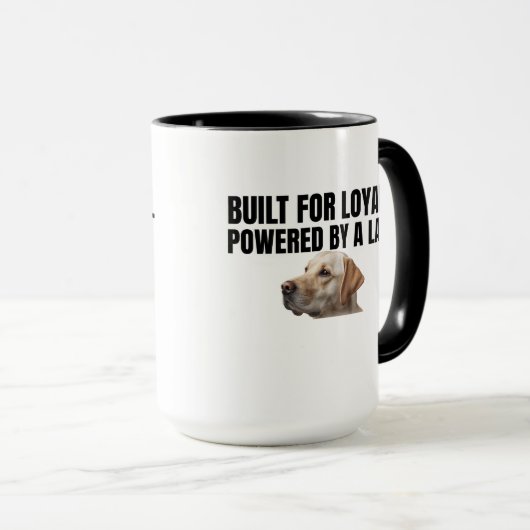 Built for Loyalty Powered by a Lab – Coffee マグカップ (正面右)