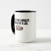 Built for Loyalty Powered by a Lab – Coffee マグカップ (正面左)