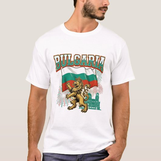 Bulgarian Patriotic Lion with Flag and Fireworks Tシャツ (正面)