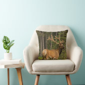 Bull Elk in Velvet，カナダ クッション (椅子)