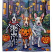 Bull Terrier Trick-or-Treating Halloween Costumes シャワーカーテン (正面)