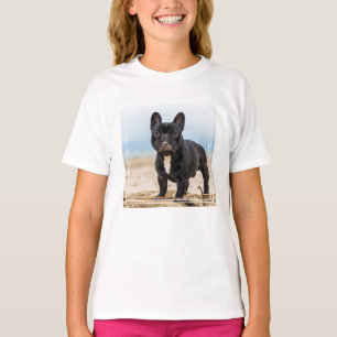 Bulldogフランスの's 遊 in the Sand(砂の中のブルドッグ) Tシャツ