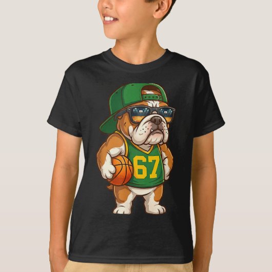 Bulldog Basketball 67 Gen Alpha Slang Srts Dog Boy Tシャツ (正面)