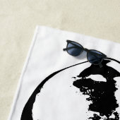 Bulldog—Look Up, Bold B&W ビーチタオル (インサイチュ)