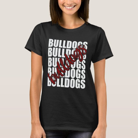 Bulldogs Maroon School Sports Fan Team Spirit Tシャツ (正面)