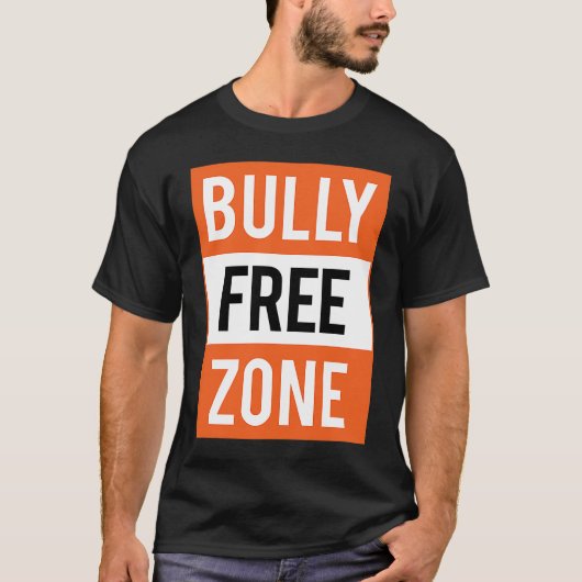 Bully Free Zone Anti Bullying Stop Awareness Kindn Tシャツ (正面)