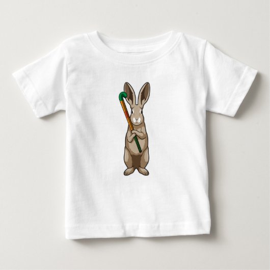 Bunny at Hockey with Hockey stick ベビーTシャツ (正面)