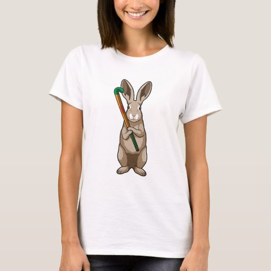 Bunny at Hockey with Hockey stick Tシャツ (正面)
