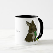 Bunny eating dandelion  マグカップ (正面右)