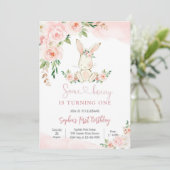 Bunny Floral First Birthday Invitation 招待状 (スタンド正面)