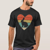 Bunny Heart Rabbit Year 2023 Easter Egg Love Rabbi Tシャツ (正面)