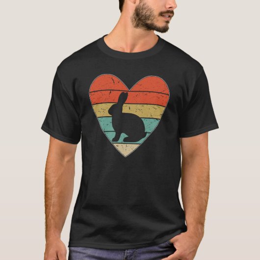 Bunny Heart Rabbit Year 2023 Easter Egg Love Rabbi Tシャツ (正面)