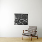 Bunny Playing a Guitar タペストリー (インサイチュ(横))