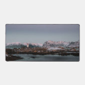 Bureaumat met vuurtoren besneeuwde bergen fjord デスクマット (正面)