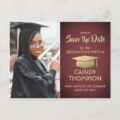 Burgundyと金ゴールド卒業写真Save the Date ポストカード (正面)