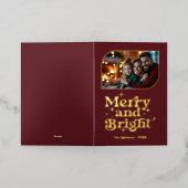 Burgundy and Gold Merry and Bright Photo Christmas 箔シーズンカード (外側レイダウン)