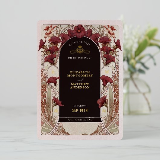 Burgundy Calla Lily Wedding Save The Date 箔招待状 (立ち正面)