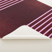 Burgundy Exotic Faux Snake Leather Linear Stripe シェルパブランケット (3/4)