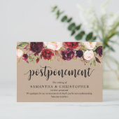 Burgundy Floral, Kraft, Black, Wedding Postponed エンクロージャーカード (スタンド正面)
