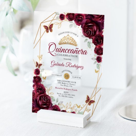 Burgundy Gold Floral Quinceanera アクリル招待状