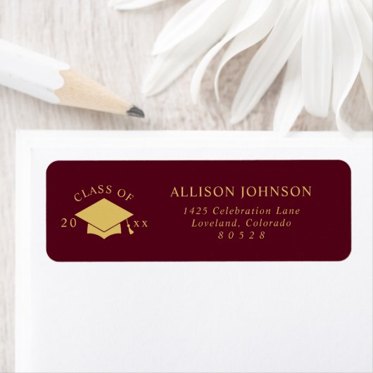 Burgundy Graduation Cap Return Address ラベル (インサイチュ)
