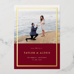 Burgundy Minimalistフレーム写真Save the Date金ゴールド 箔招待状
