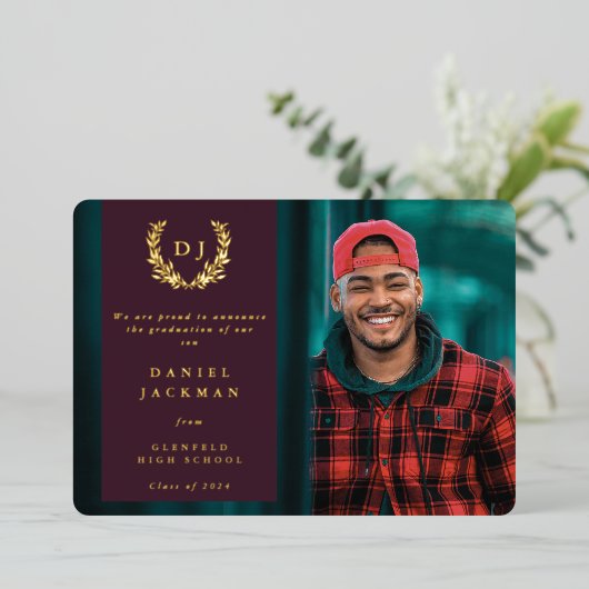 Burgundy Monogram +ローレル卒業発表 箔招待状 (立ち正面)