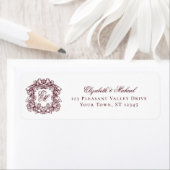 Burgundy Monogram Crest Wedding Return Address ラベル (インサイチュ)