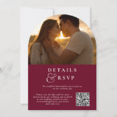 Burgundy Monogram QRコード写真結婚のアーチ 招待状 (裏面)