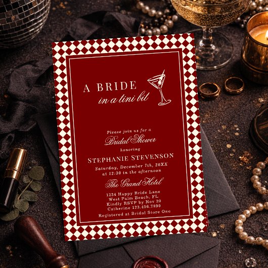 Burgundy Old Money Checkered Martini Bridal Shower 招待状