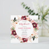 Burgundy Red and Blush Pink Floral Baby Shower 招待状 (スタンド正面)