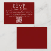 Burgundy Red Modern Minimalist Wedding QR RSVP エンクロージャーカード (正面/裏面)