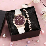 Burgundy Red Monogram couple 腕時計<br><div class="desc">Personalized watch with the names of the bride and groom or the couple in love. This watch can be customized by changing the text with the name of the loved one or the wedding date. It can be an ideal gift for newlyweds or for silver or golden wedding anniversaries. Monogram...</div>