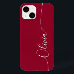 Burgundy Red White エレガント書記名 Case-Mate iPhone 14ケース<br><div class="desc">Burgundy赤エレガント白の書道台本の名前カスタムiPhone 14電話のケースパーソナライズされたは、トレンディーのデザインとタイポグラフィを備えモダンて、あなたの名前を手に持つのをバーガンディ赤の背景に書のスクリプト。©Evco Studio www.zazzle.com/store/evcostudioによる設計</div>