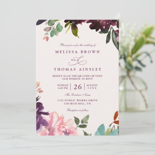 Burgundy Romantic Florals Elegant QR Code Wedding 招待状 (スタンド正面)