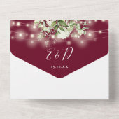 Burgundy String Lights Greenery Monogram 結婚's オールインワン招待状 (裏面)